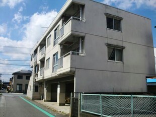 マンションコンコルド（熊谷市美土里町）の物件外観写真